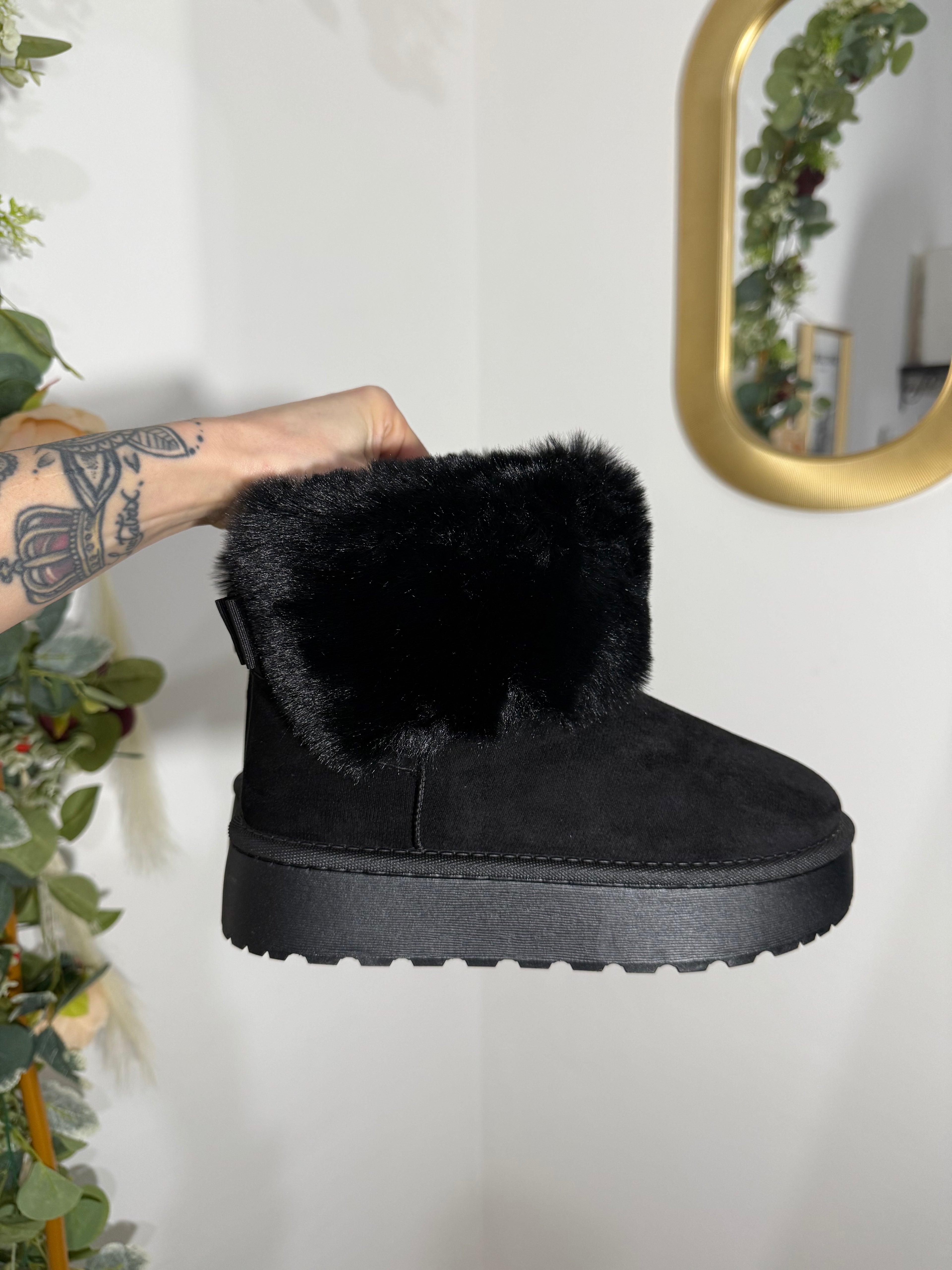 Stivaletti modello UGG black
