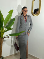 Tailleur gessato con gonna