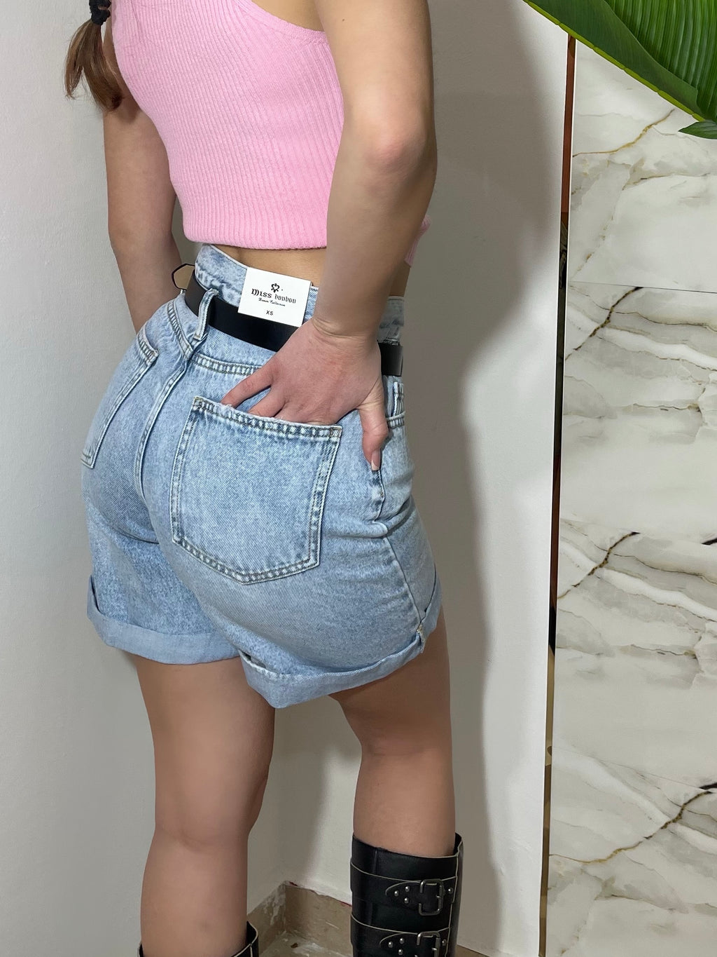 Shorts denim con cintura