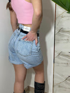 Shorts denim con cintura
