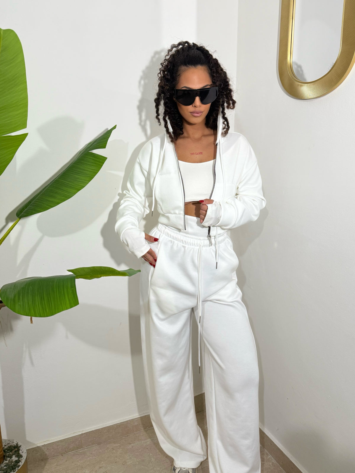 Tris Tuta White
