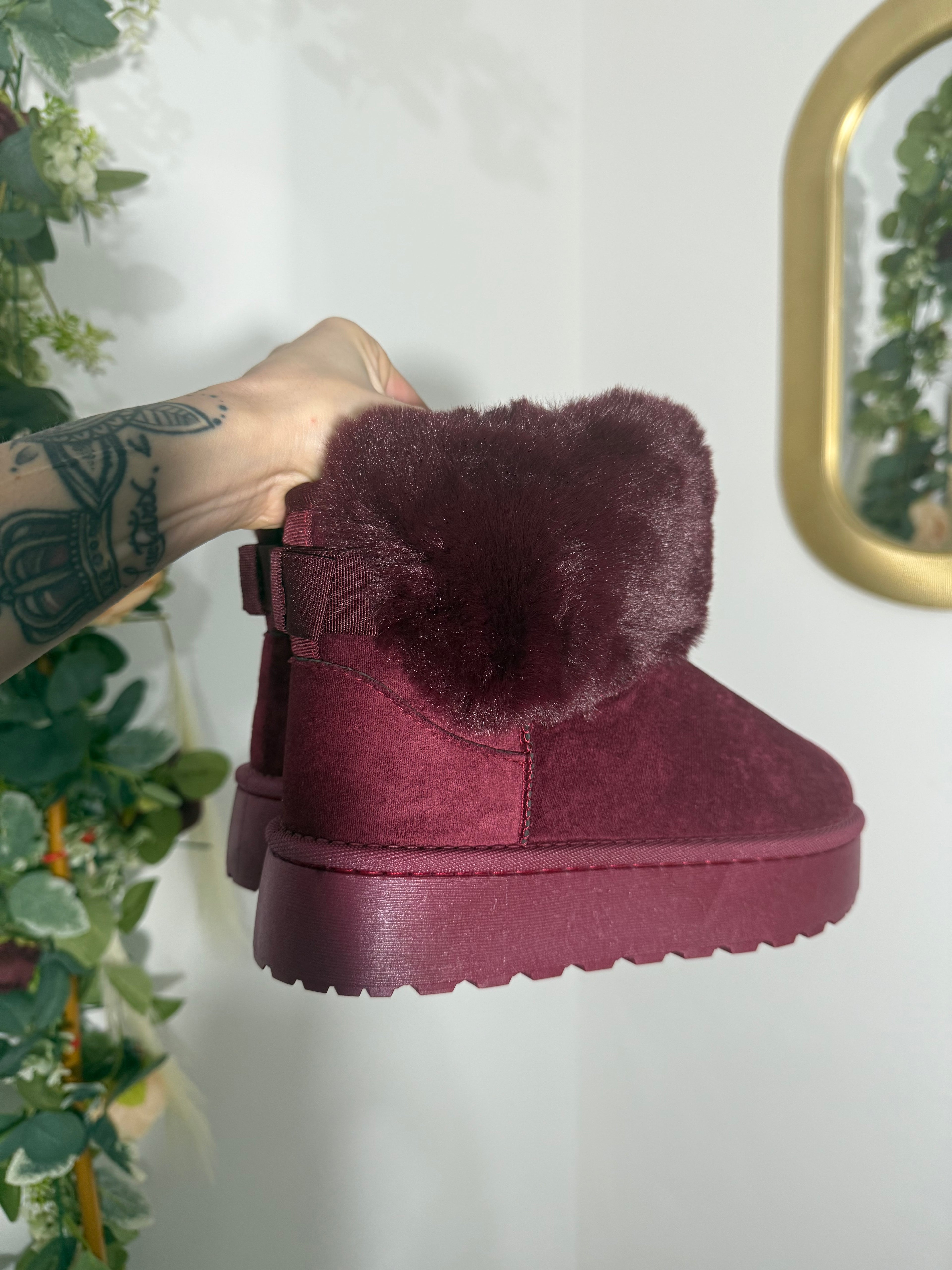 Stivaletti modello UGG bordeaux