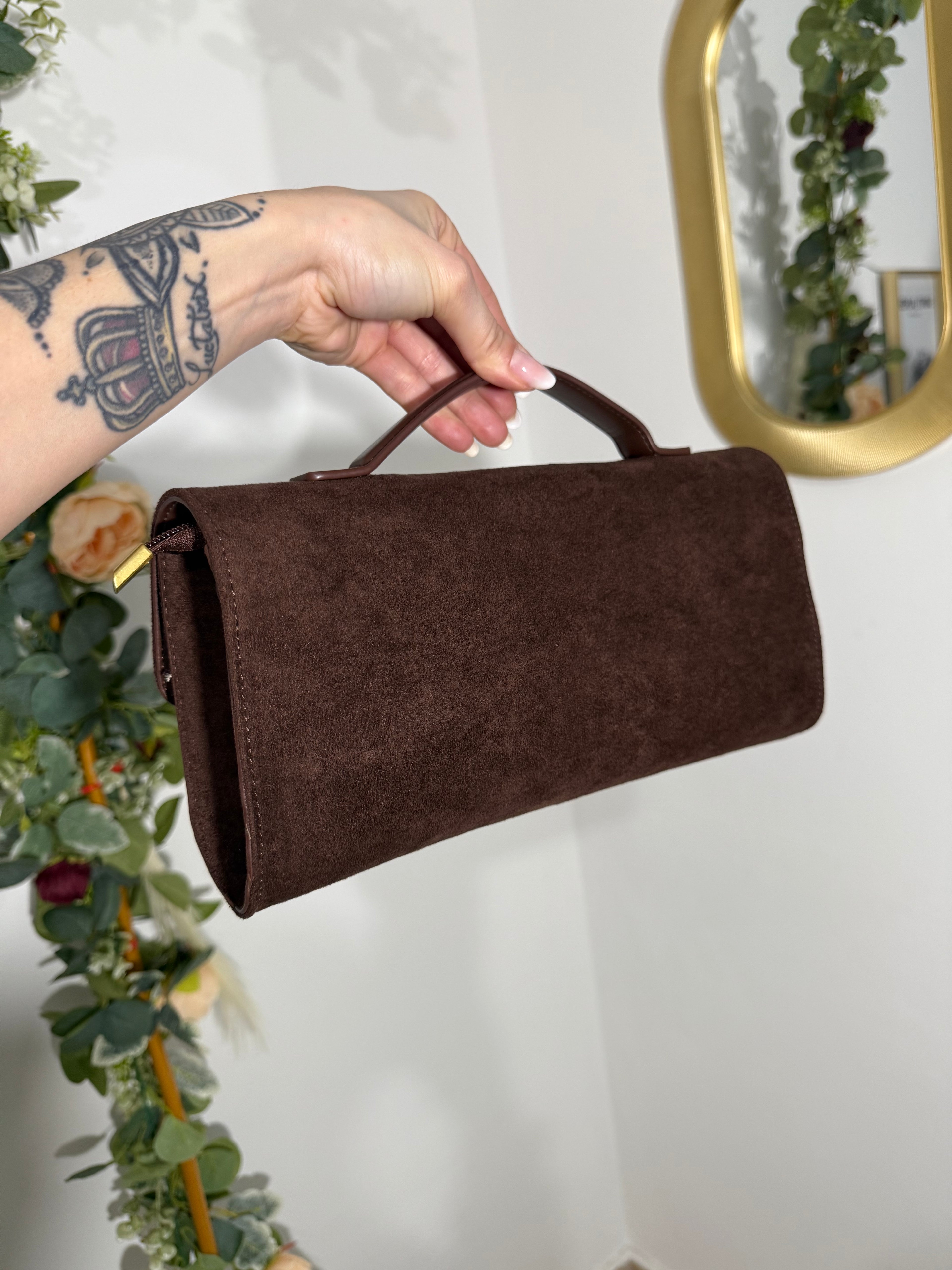 Clutch in camoscio brown